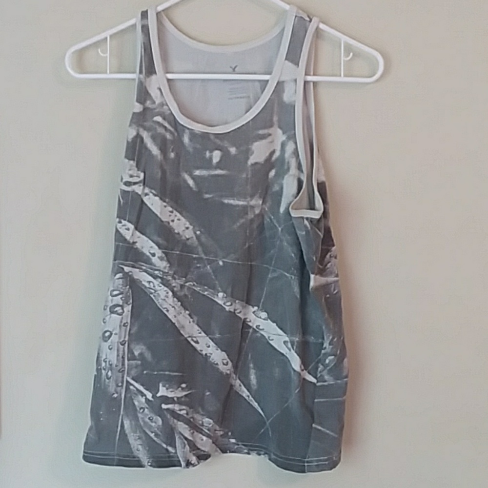 L sleeveless  TANK TOP  LARGE  10/12